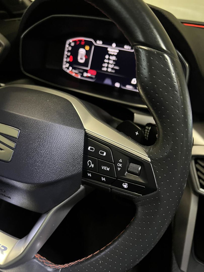 SEAT Leon Sportstourer 1.5 eTSI 150PK Virtual Trekhaak Clima