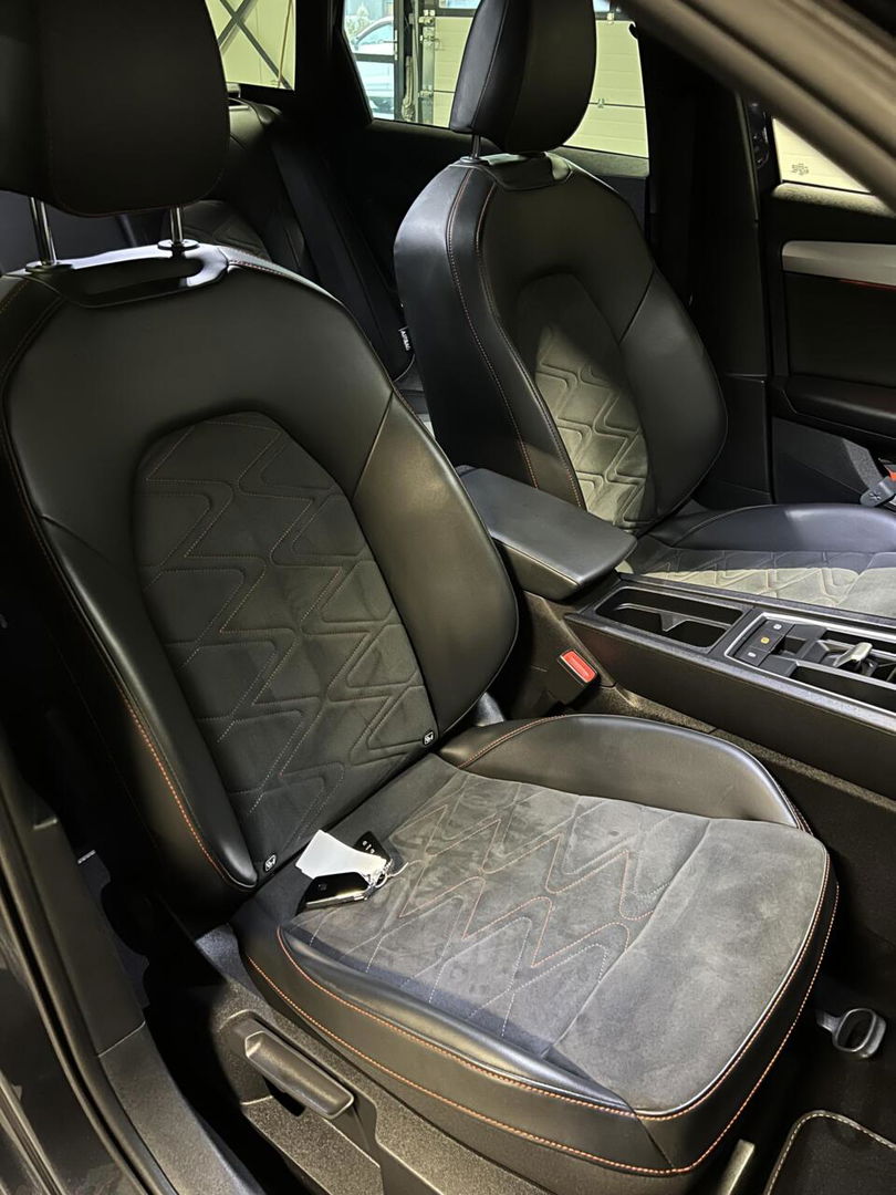 SEAT Leon Sportstourer 1.5 eTSI 150PK Virtual Trekhaak Clima