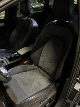 SEAT Leon Sportstourer 1.5 eTSI 150PK Virtual Trekhaak Clima