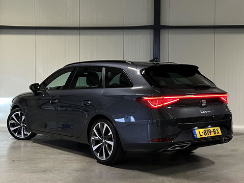 SEAT Leon Sportstourer 1.5 eTSI 150PK Virtual Trekhaak Clima