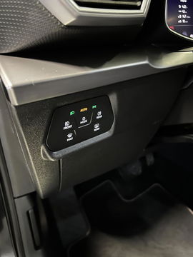 SEAT Leon Sportstourer 1.5 eTSI 150PK Virtual Trekhaak Clima