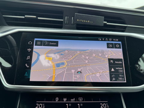 Audi A6 Avant 45 TFSI quattro Sport S Line Panorama Leder Camera LED