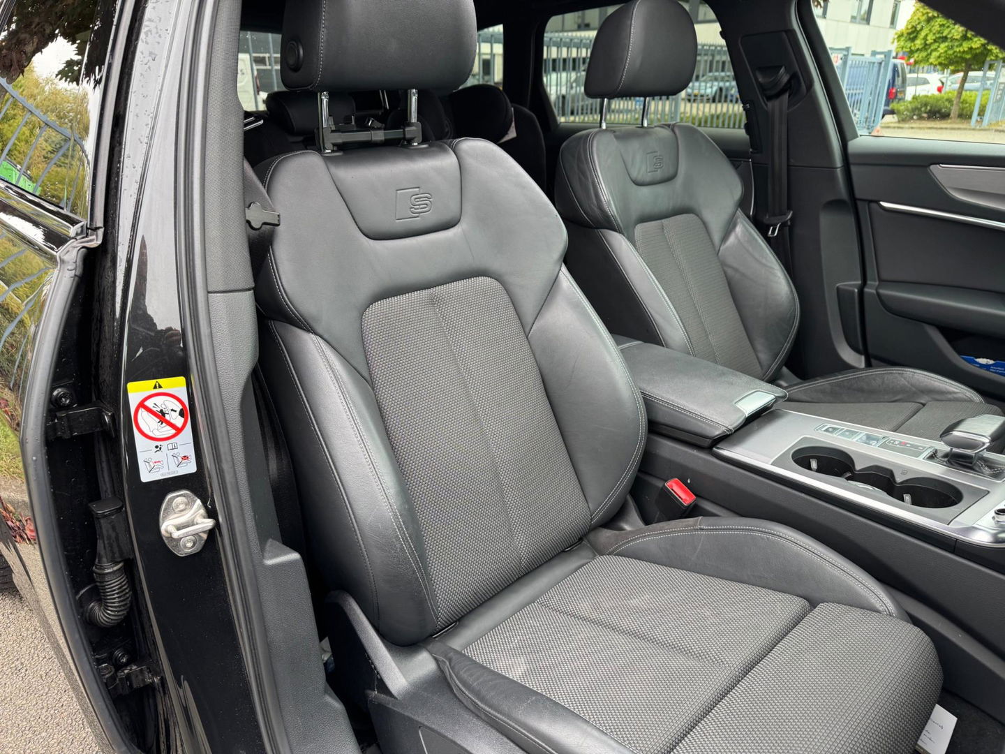 Audi A6 Avant 45 TFSI quattro Sport S Line Panorama Leder Camera LED