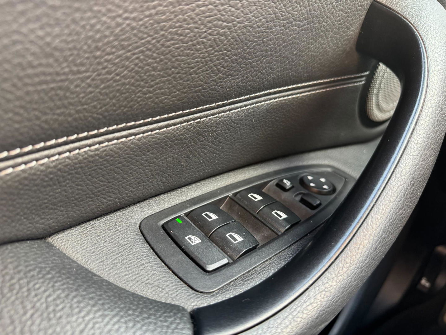 BMW X1 XDrive25i High Executive HUD Panorama Memory M Pakket