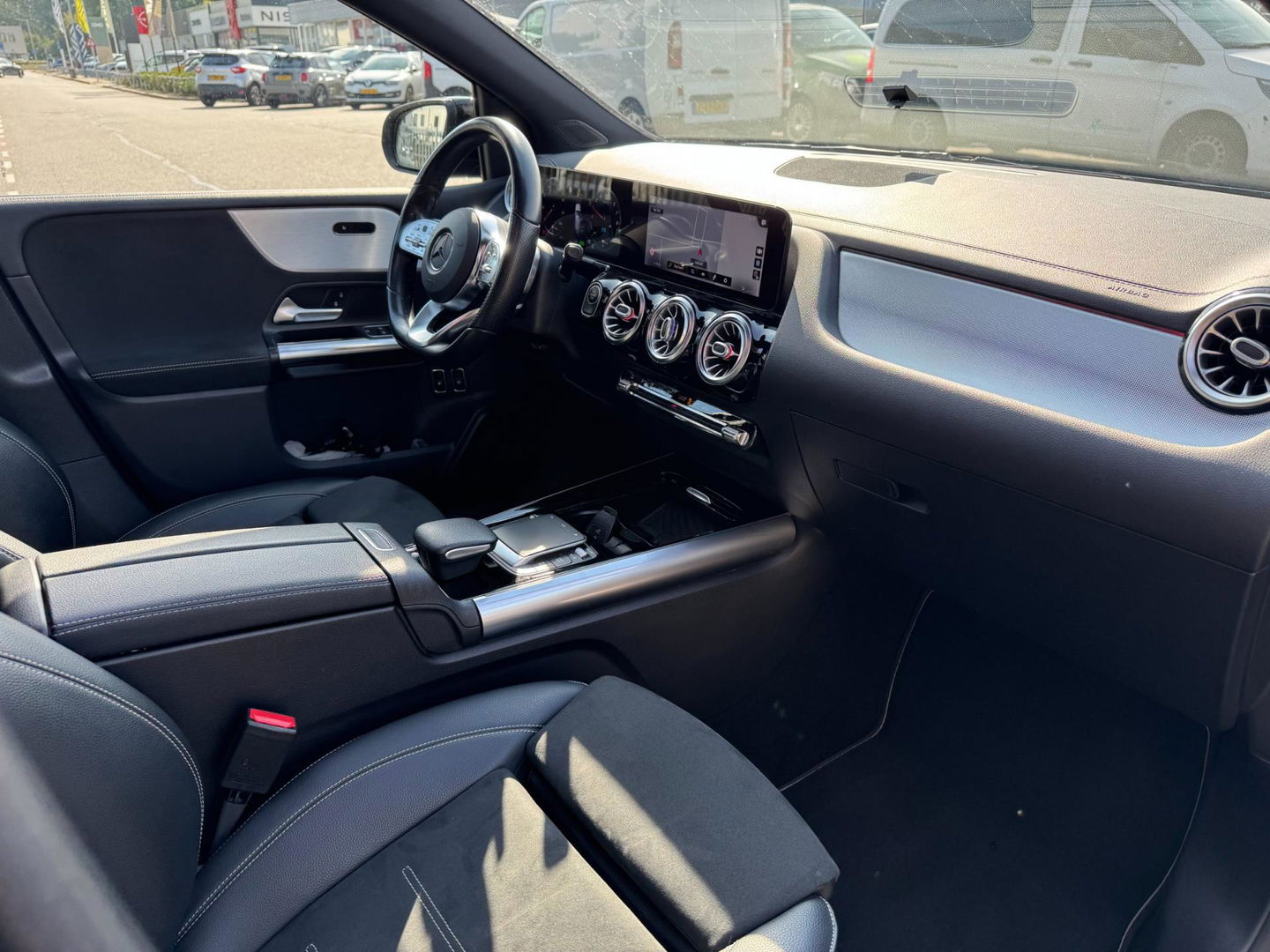 Mercedes-Benz B-Klasse 250 e AMG Panorama Leder Camera Navi