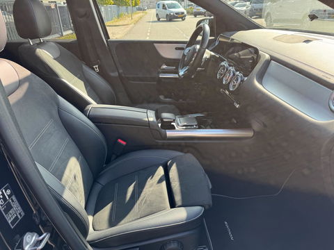 Mercedes-Benz B-Klasse 250 e AMG Panorama Leder Camera Navi