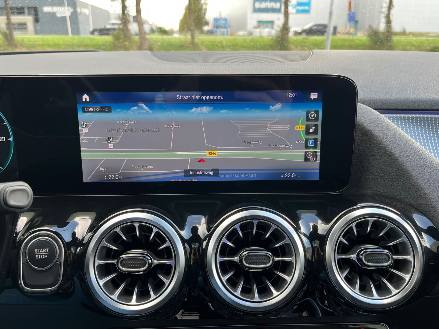 Mercedes-Benz EQA 250 Luxury Line 67 kWh|Pano|Head-Up|Memory|Camera|ACC|Leder|Ambient Light|NL-Auto
