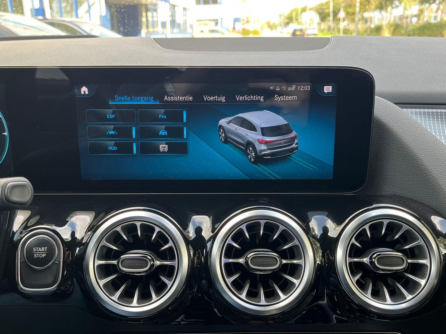 Mercedes-Benz EQA 250 Luxury Line 67 kWh|Pano|Head-Up|Memory|Camera|ACC|Leder|Ambient Light|NL-Auto