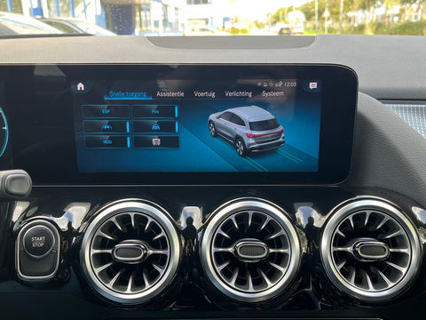 Mercedes-Benz EQA 250 Luxury Line 67 kWh|Pano|Head-Up|Memory|Camera|ACC|Leder|Ambient Light|NL-Auto