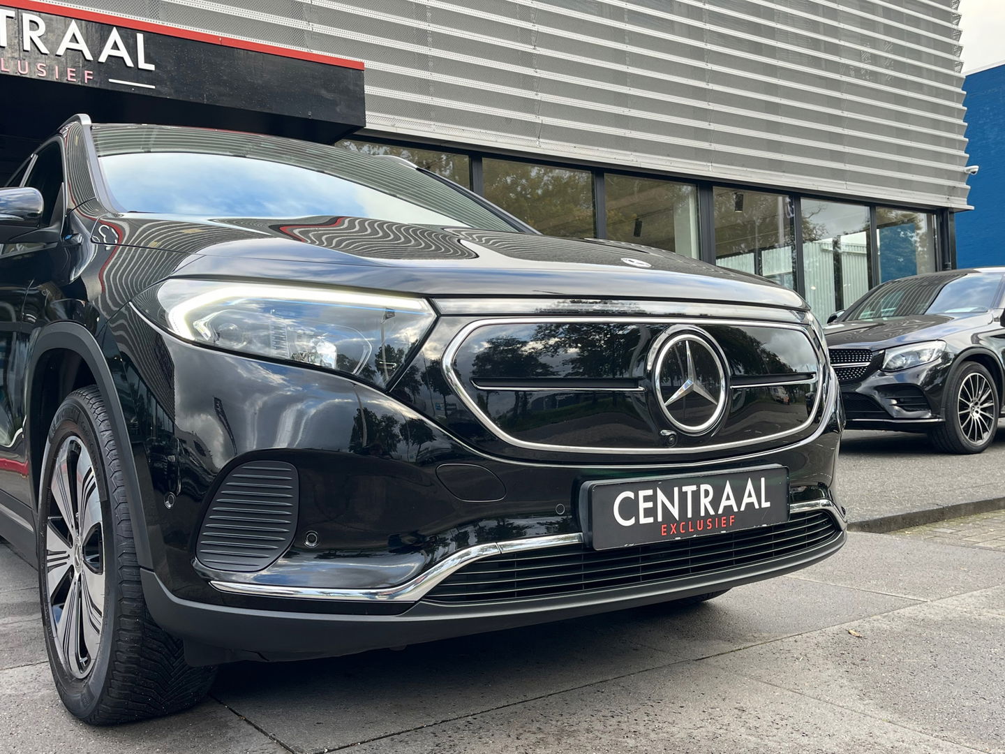 Mercedes-Benz EQA 250 Luxury Line 67 kWh|Pano|Head-Up|Memory|Camera|ACC|Leder|Ambient Light|NL-Auto