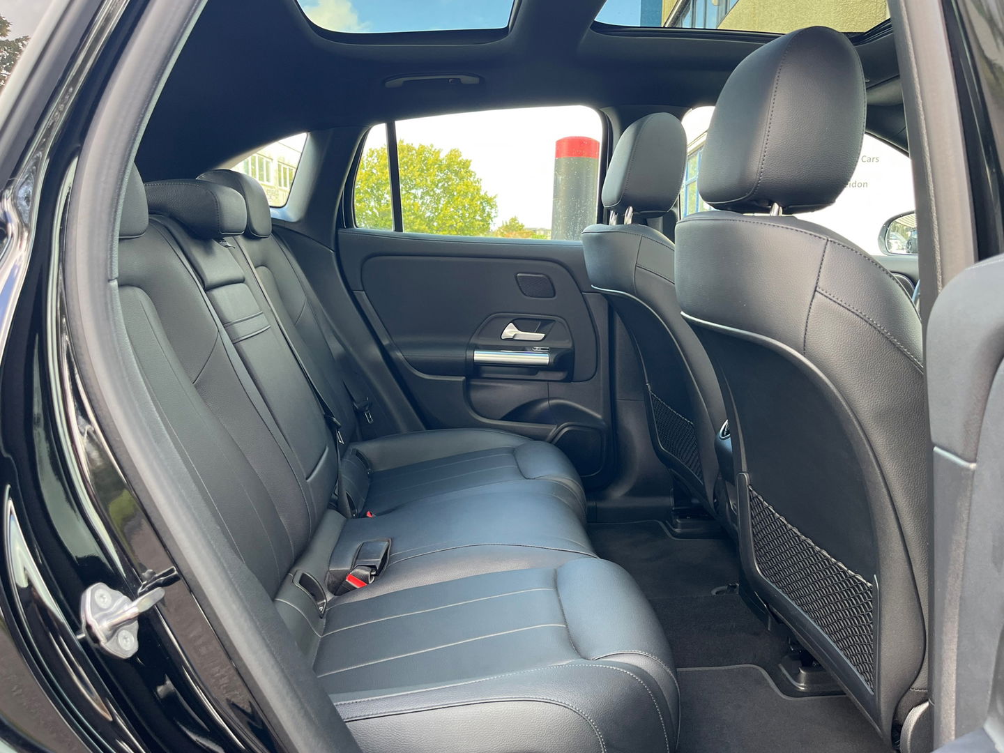 Mercedes-Benz EQA 250 Luxury Line 67 kWh|Pano|Head-Up|Memory|Camera|ACC|Leder|Ambient Light|NL-Auto