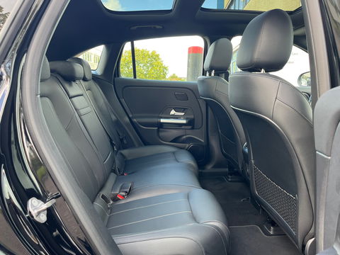 Mercedes-Benz EQA 250 Luxury Line 67 kWh|Pano|Head-Up|Memory|Camera|ACC|Leder|Ambient Light|NL-Auto