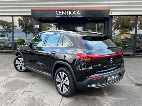 Mercedes-Benz EQA 250 Luxury Line 67 kWh|Pano|Head-Up|Memory|Camera|ACC|Leder|Ambient Light|NL-Auto