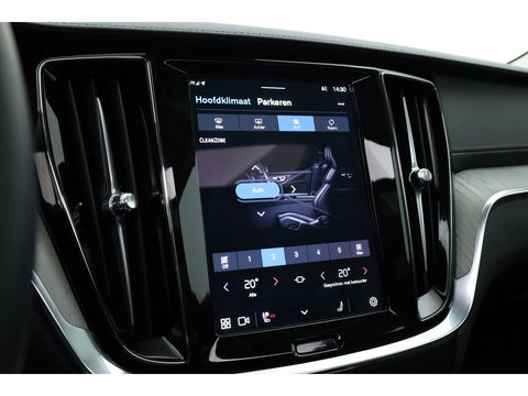 Volvo V60 T8 Recharge Ultra Dark | Bowers & Wilkins | HUD | Pano | Pilot Assist | Massage | Stoelvent.