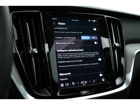 Volvo V60 T8 Recharge Ultra Dark | Bowers & Wilkins | HUD | Pano | Pilot Assist | Massage | Stoelvent.
