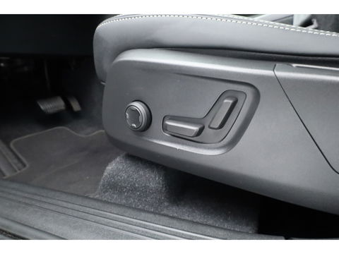 Volvo XC40 2.0 B3 Core | 360cam | Adapt. Cruise | CarPlay | Stoel-Stuurverw. | Elek. Stoelen