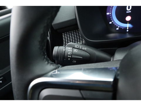 Volvo XC40 2.0 B3 Core | 360cam | Adapt. Cruise | CarPlay | Stoel-Stuurverw. | Elek. Stoelen