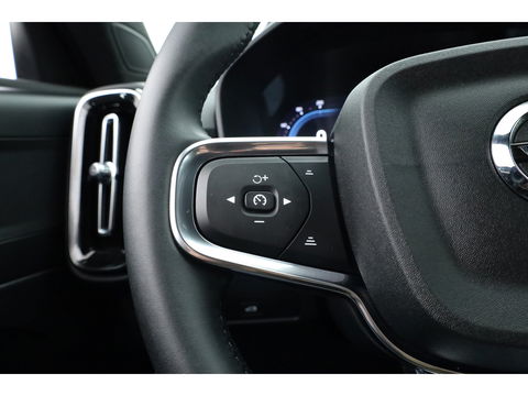 Volvo XC40 2.0 B3 Core | 360cam | Adapt. Cruise | CarPlay | Stoel-Stuurverw. | Elek. Stoelen
