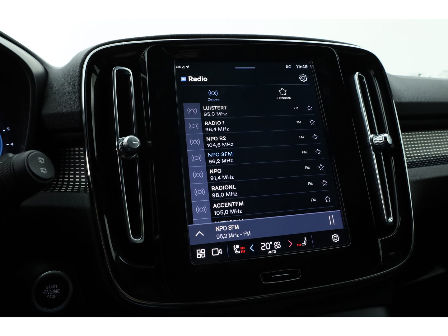 Volvo XC40 2.0 B3 Core | 360cam | Adapt. Cruise | CarPlay | Stoel-Stuurverw. | Elek. Stoelen