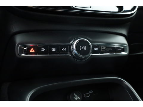Volvo XC40 2.0 B3 Core | 360cam | Adapt. Cruise | CarPlay | Stoel-Stuurverw. | Elek. Stoelen
