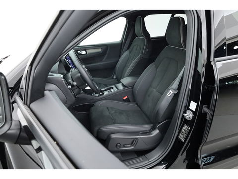 Volvo XC40 2.0 B3 Core | 360cam | Adapt. Cruise | CarPlay | Stoel-Stuurverw. | Elek. Stoelen