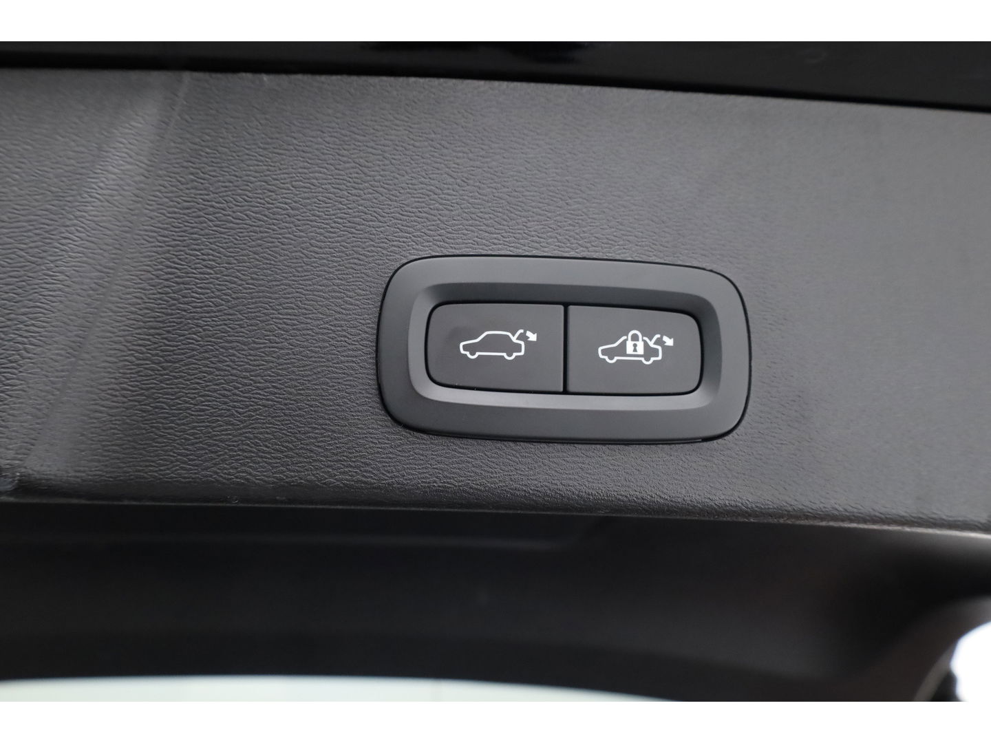 Volvo XC40 2.0 B3 Core | 360cam | Adapt. Cruise | CarPlay | Stoel-Stuurverw. | Elek. Stoelen