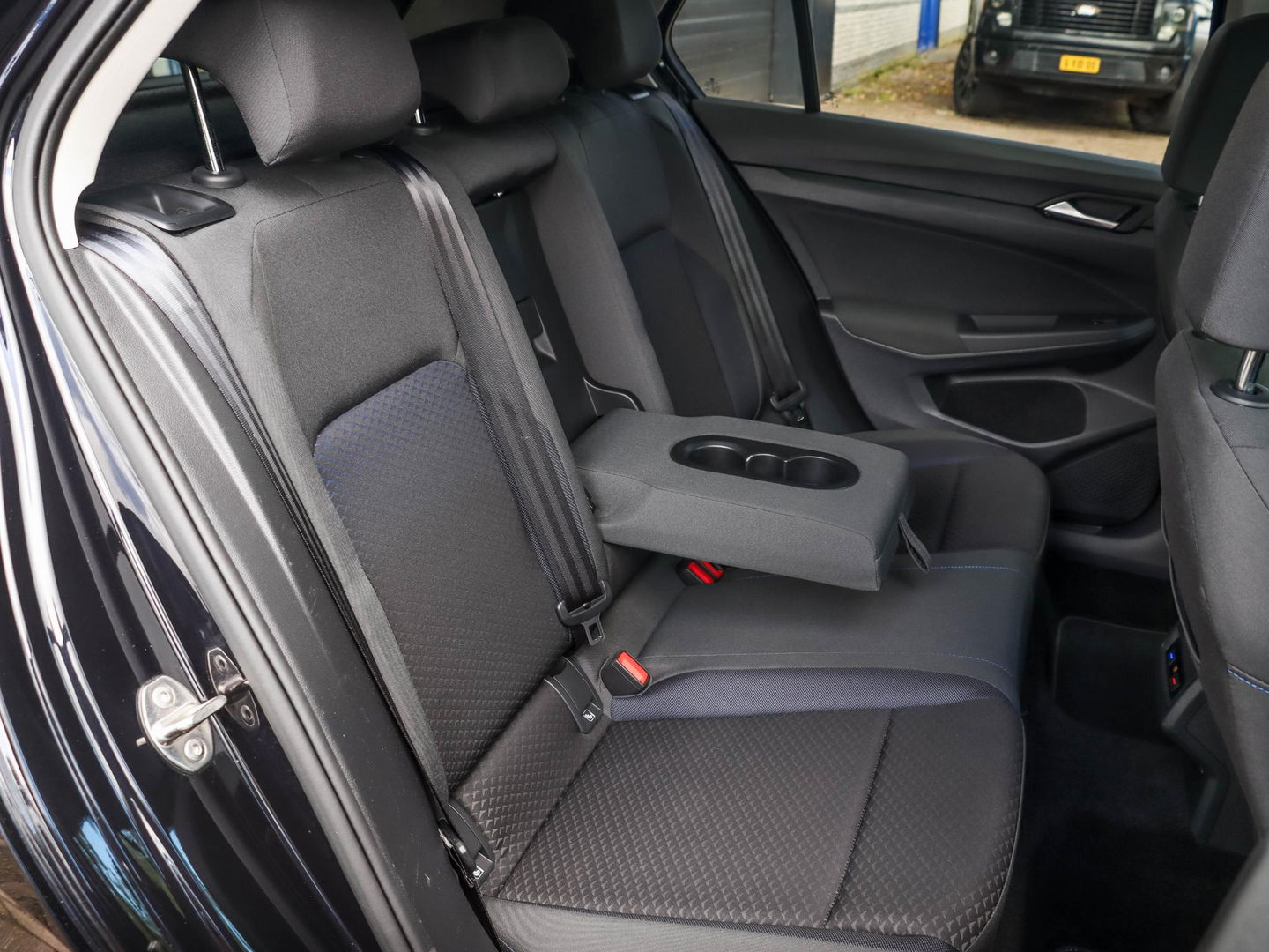 Volkswagen Golf 1.0 TSI Life Business 110PK