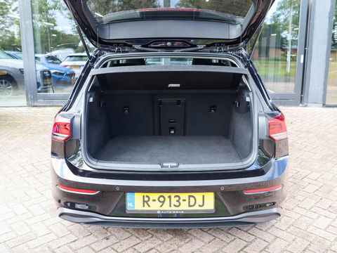 Volkswagen Golf 1.0 TSI Life Business 110PK