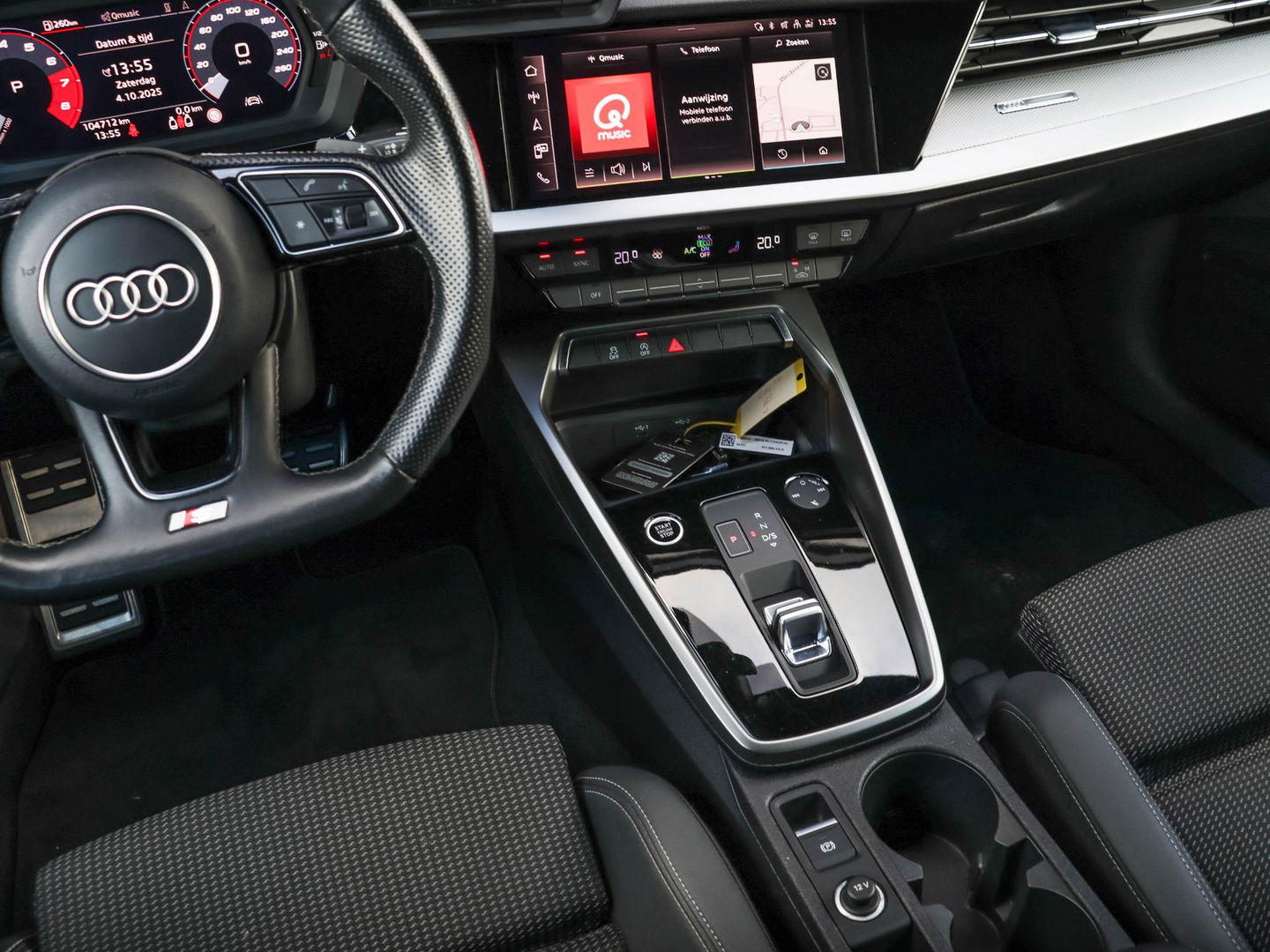 Audi A3 Sportback 30 TFSI S edition Automaat | 2x S Line | Matrix LED