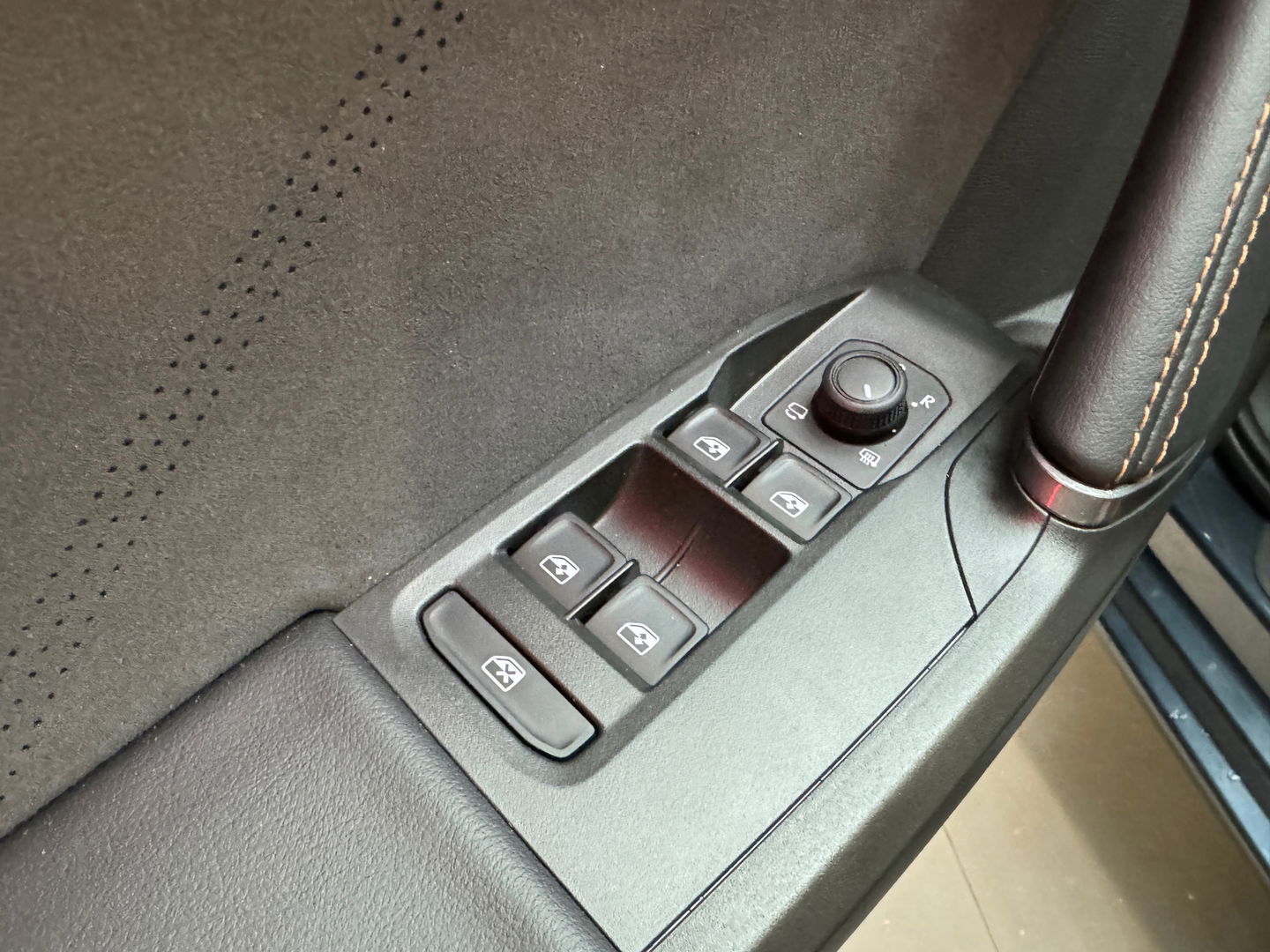CUPRA Leon 1.5 TSI e-Hybrid VZ Extreme Pano|Sfeer|Key|Memory