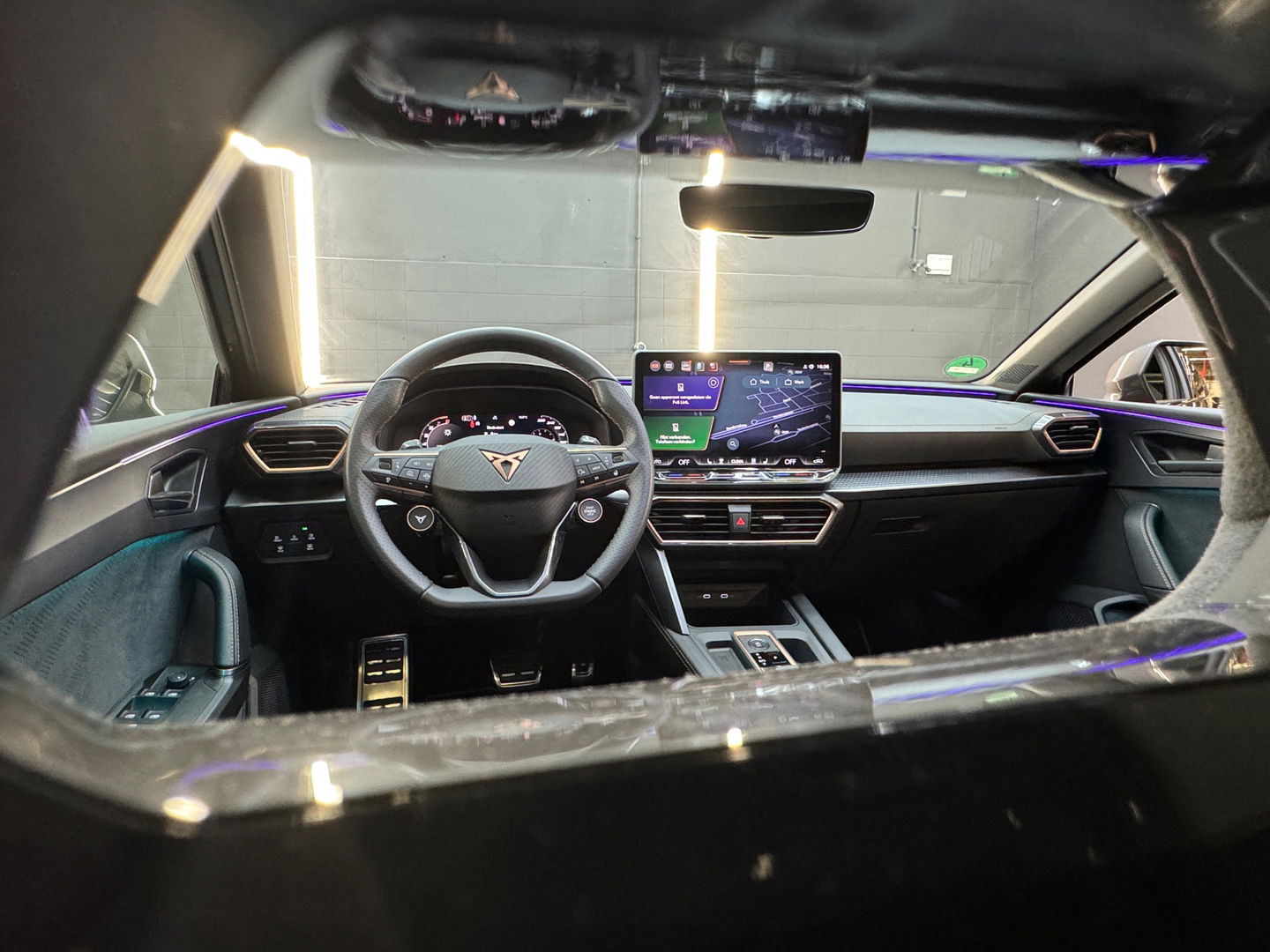 CUPRA Leon 1.5 TSI e-Hybrid VZ Extreme Pano|Sfeer|Key|Memory