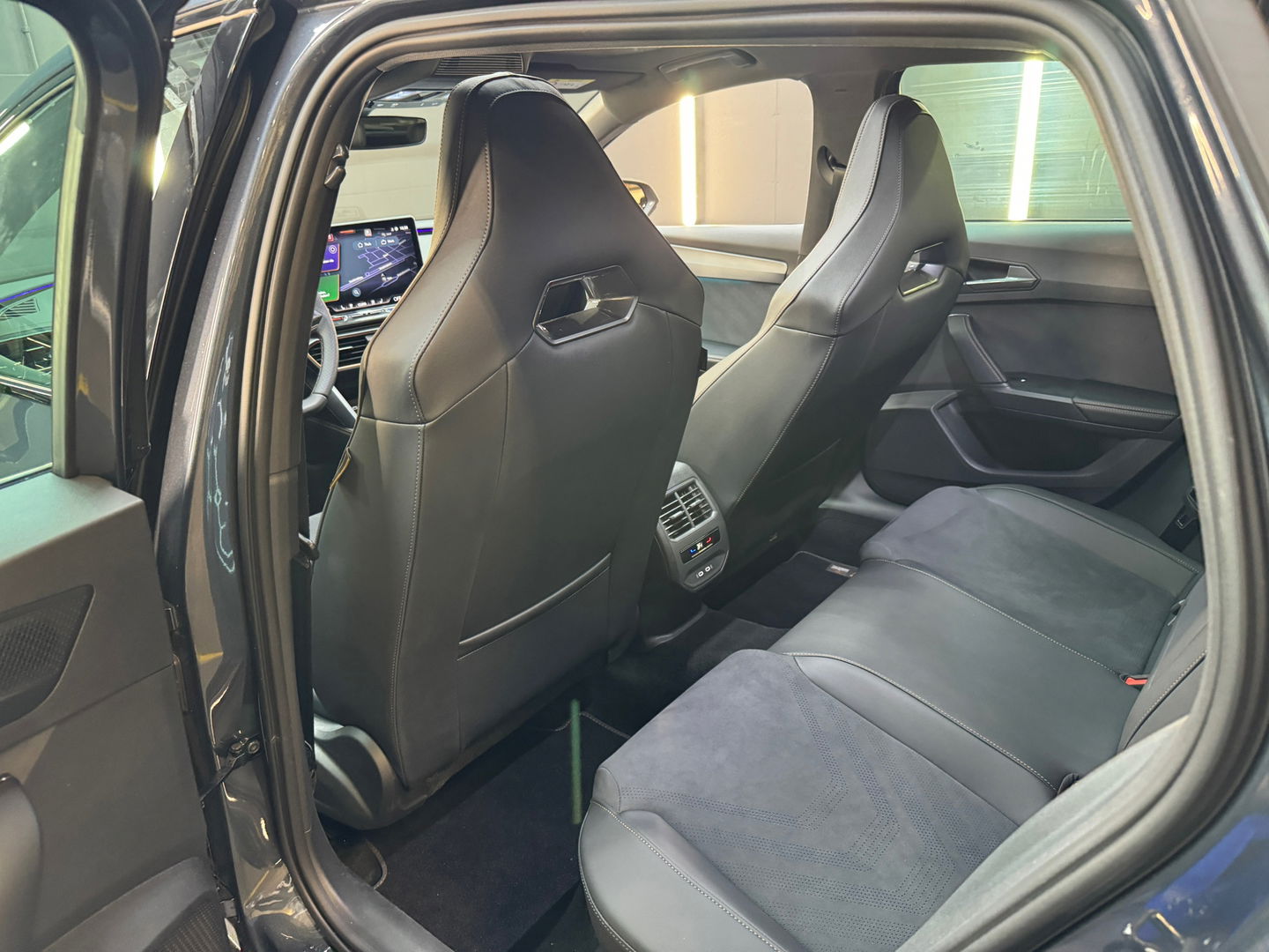 CUPRA Leon 1.5 TSI e-Hybrid VZ Extreme Pano|Sfeer|Key|Memory