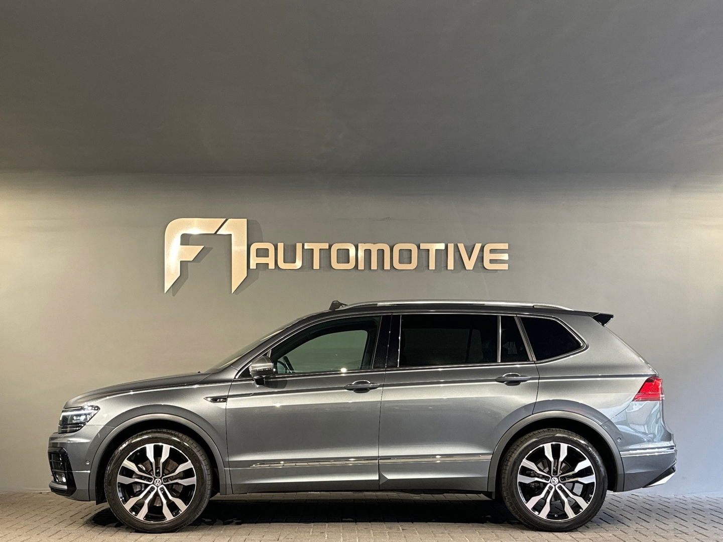 Volkswagen Tiguan Allspace 2.0 TSI 4M R Line 7p Pano|Key|VOL