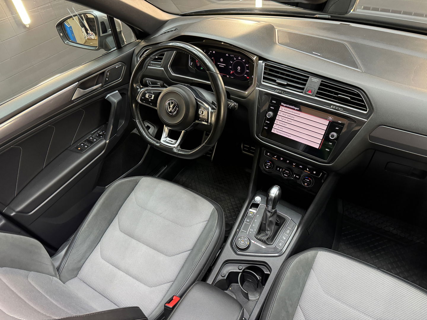 Volkswagen Tiguan Allspace 2.0 TSI 4M R Line 7p Pano|Key|VOL