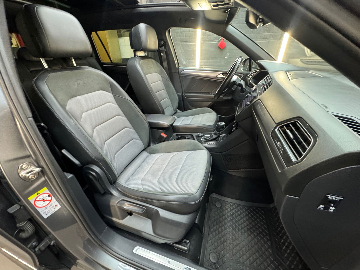 Volkswagen Tiguan Allspace 2.0 TSI 4M R Line 7p Pano|Key|VOL