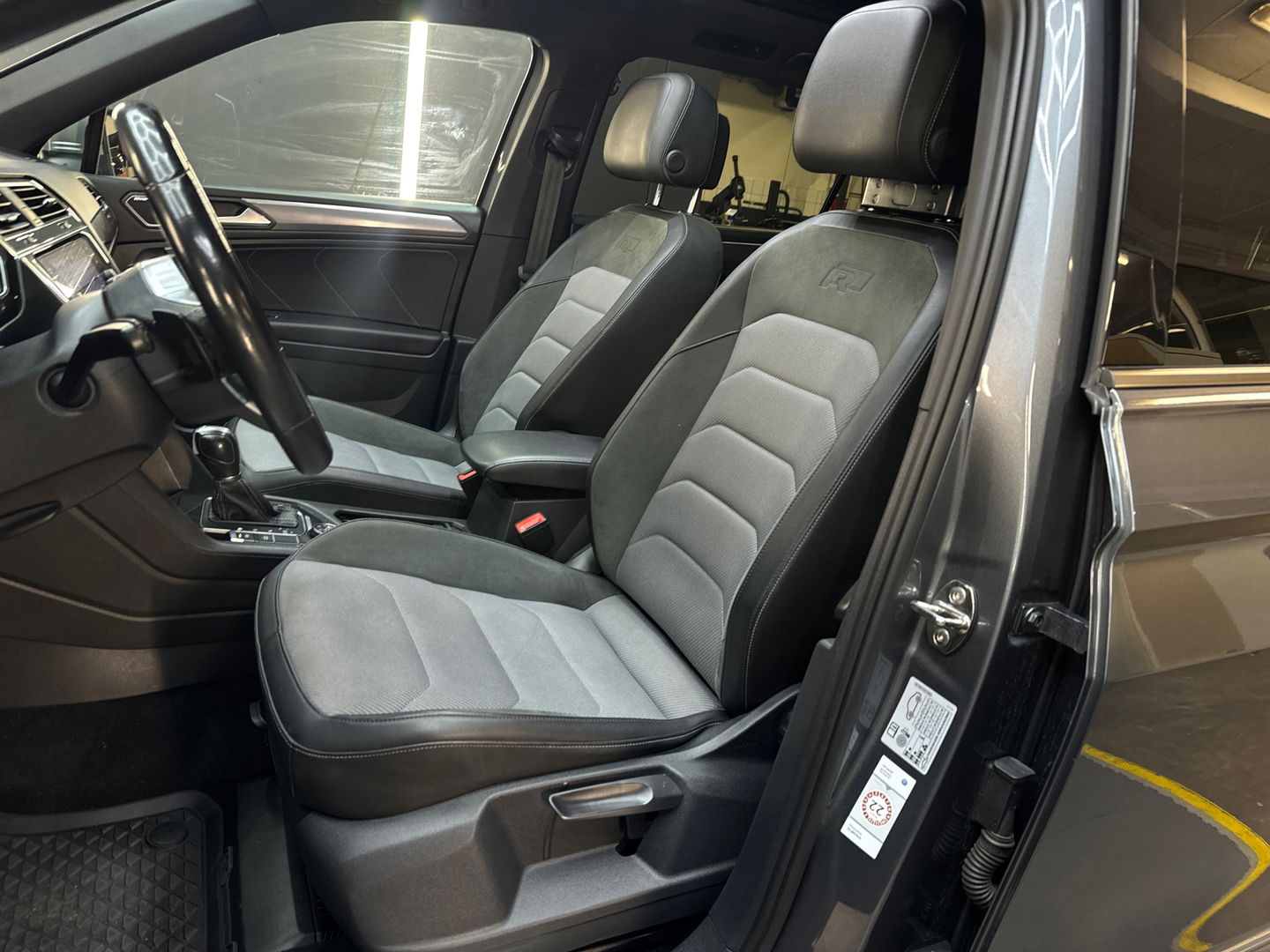 Volkswagen Tiguan Allspace 2.0 TSI 4M R Line 7p Pano|Key|VOL