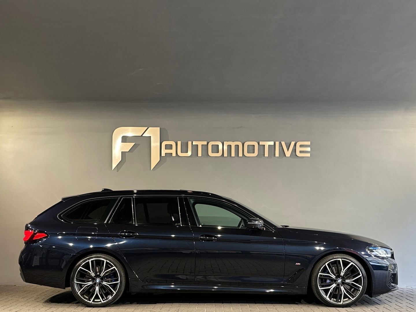 BMW 5 Serie Touring 530i M Sport Pano|Laser|HuD|Memory|NLauto