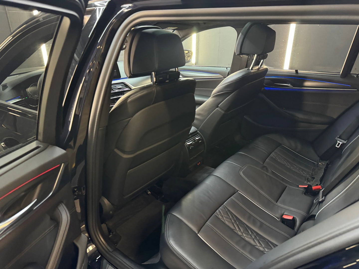 BMW 5 Serie Touring 530i M Sport Pano|Laser|HuD|Memory|NLauto