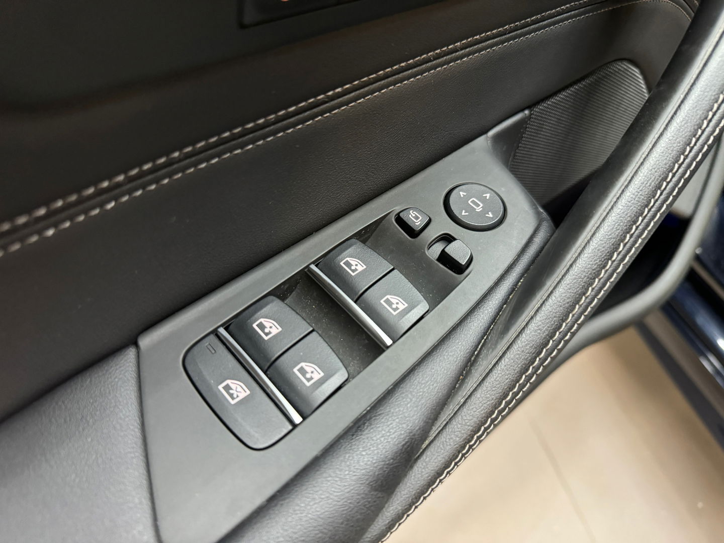 BMW 5 Serie Touring 530i M Sport Pano|Laser|HuD|Memory|NLauto