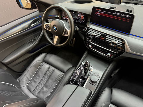 BMW 5 Serie Touring 530i M Sport Pano|Laser|HuD|Memory|NLauto