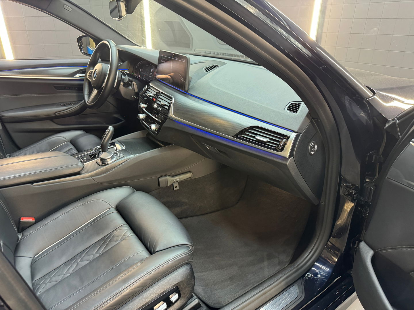 BMW 5 Serie Touring 530i M Sport Pano|Laser|HuD|Memory|NLauto