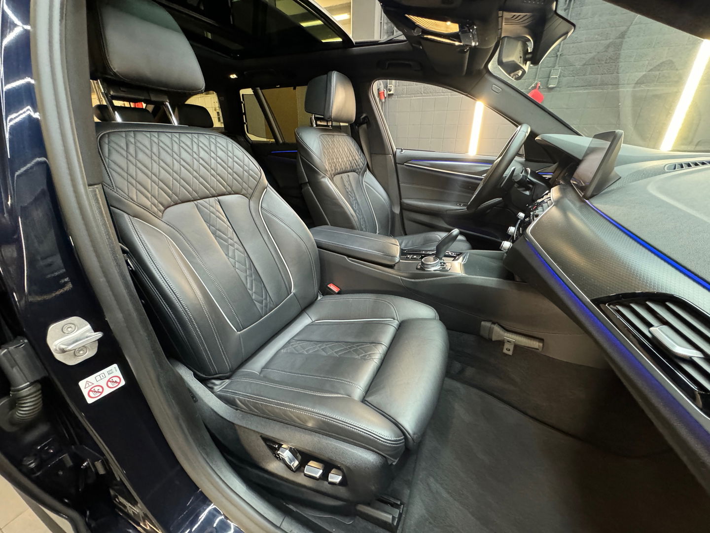 BMW 5 Serie Touring 530i M Sport Pano|Laser|HuD|Memory|NLauto