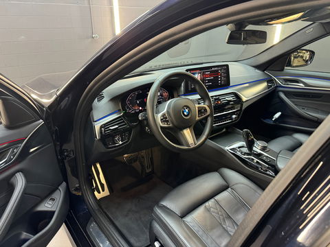 BMW 5 Serie Touring 530i M Sport Pano|Laser|HuD|Memory|NLauto