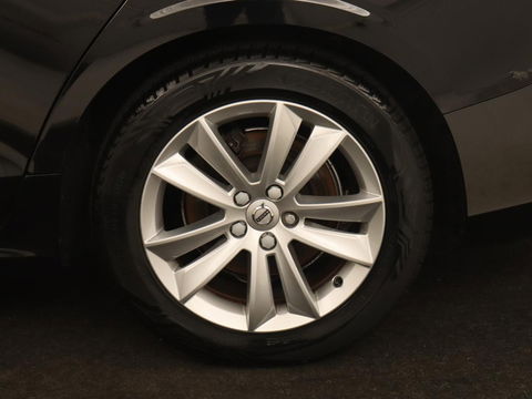 Volvo V60 2.0 D4 Momentum | Carplay | Half leder | Navigatie | Full LED | Digital Cockpit | Parkeerverwarming | Climate control | Parkeerhulp | Cruise control