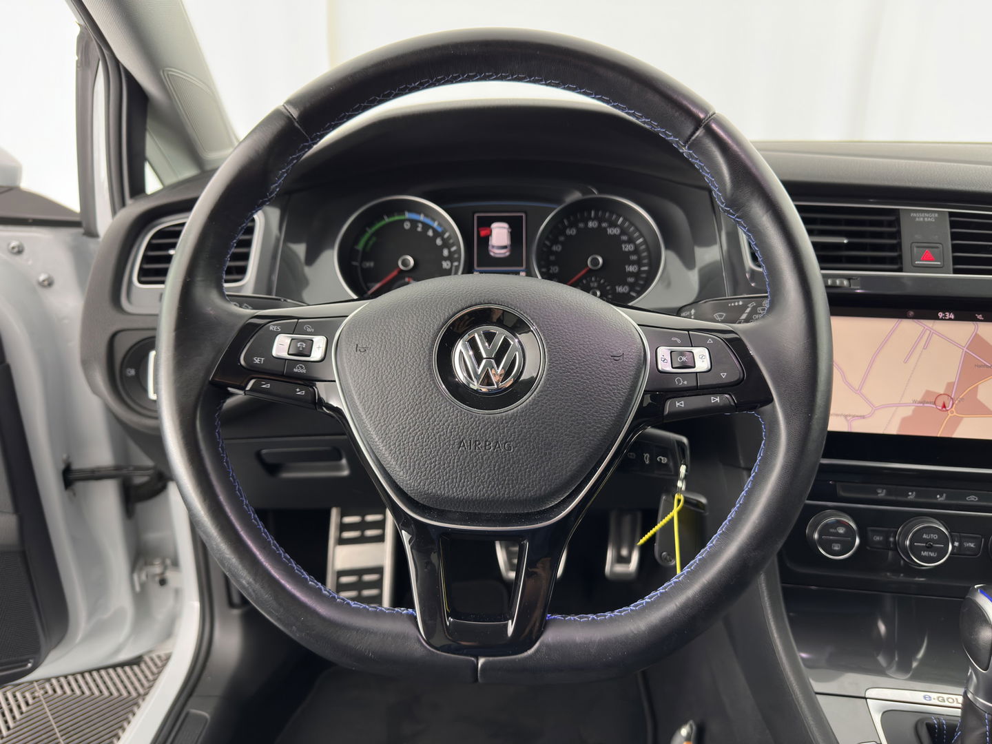 Volkswagen e-Golf Aut. *ADAPTIVE-CRUISE | FULL-LED | NAVI-FULLMAP | COMFORT-SEATS | ECC | PDC | 16''ALU*
