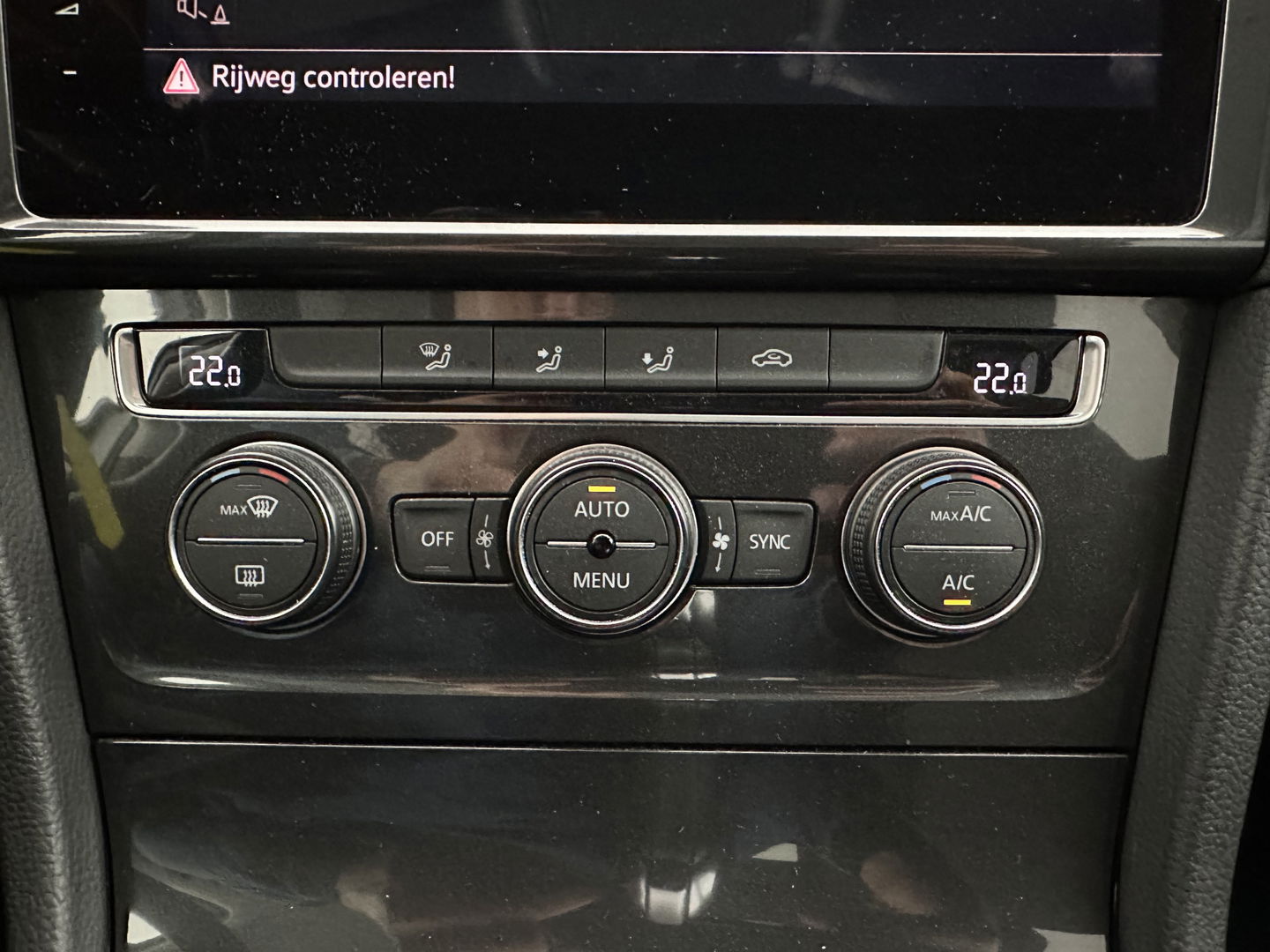 Volkswagen e-Golf Aut. *ADAPTIVE-CRUISE | FULL-LED | NAVI-FULLMAP | COMFORT-SEATS | ECC | PDC | 16''ALU*