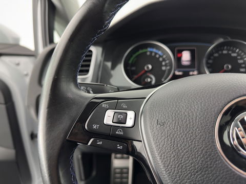 Volkswagen e-Golf Aut. *ADAPTIVE-CRUISE | FULL-LED | NAVI-FULLMAP | COMFORT-SEATS | ECC | PDC | 16''ALU*