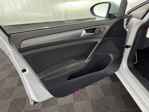 Volkswagen e-Golf Aut. *ADAPTIVE-CRUISE | FULL-LED | NAVI-FULLMAP | COMFORT-SEATS | ECC | PDC | 16''ALU*