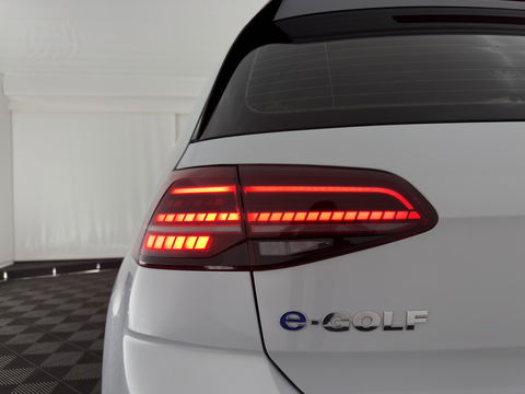 Volkswagen e-Golf Aut. *ADAPTIVE-CRUISE | FULL-LED | NAVI-FULLMAP | COMFORT-SEATS | ECC | PDC | 16''ALU*