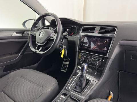 Volkswagen e-Golf Aut. *ADAPTIVE-CRUISE | FULL-LED | NAVI-FULLMAP | COMFORT-SEATS | ECC | PDC | 16''ALU*